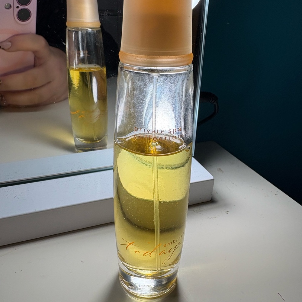 Mary Kay Skincare Serum - Gold